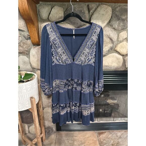 Free People Dresses & Skirts - Free People Peasant Dress